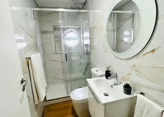 Uplavie One Daire Aveiro